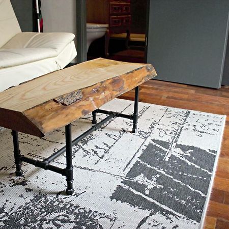 Charmant Studio A Strasbourg Apartment Bagian luar foto