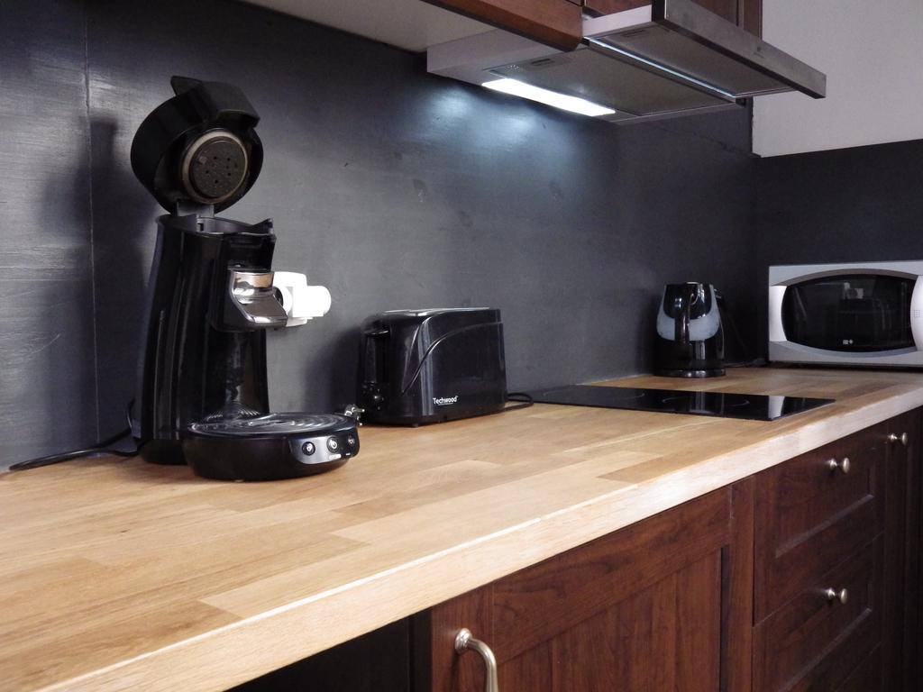Charmant Studio A Strasbourg Apartment Bagian luar foto